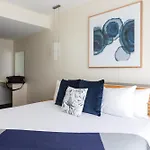 Peppers Seaport Hotel