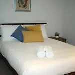 Cataract 7 - Cbd 2 Bedroom Free Parking