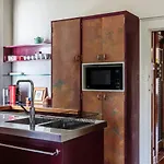 Large City Sanctuary With Fireplace
