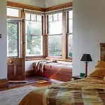 Large City Sanctuary With Fireplace