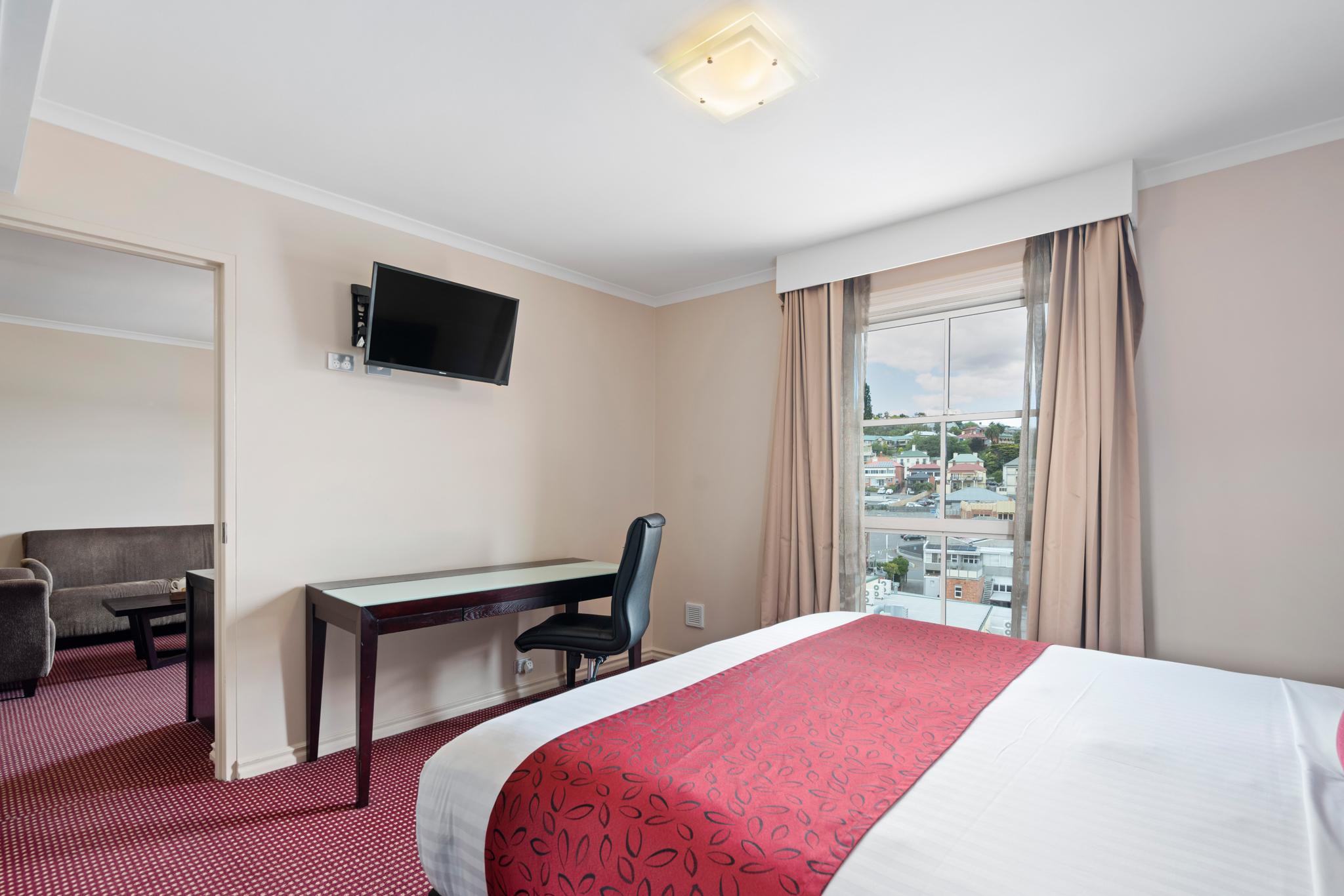 Grand Chancellor Hotel