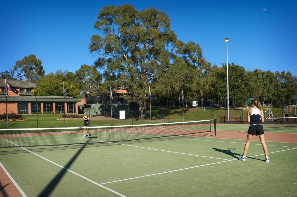 Country Club Tasmania