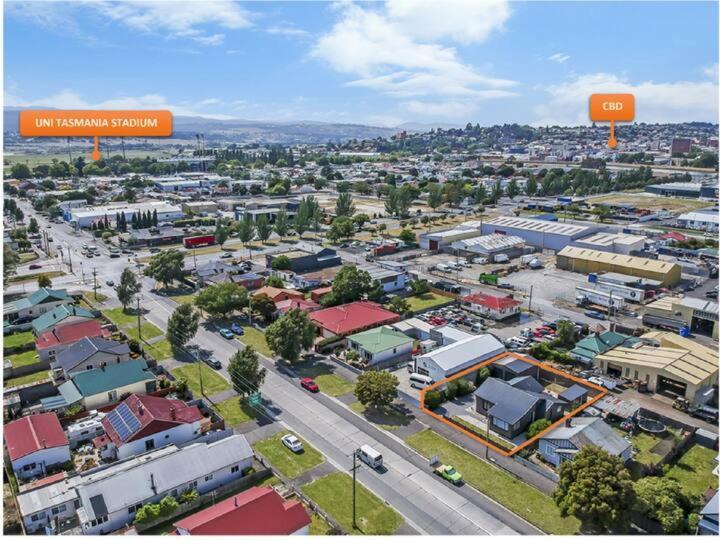 Penfold Cbd Invermay * Launceston