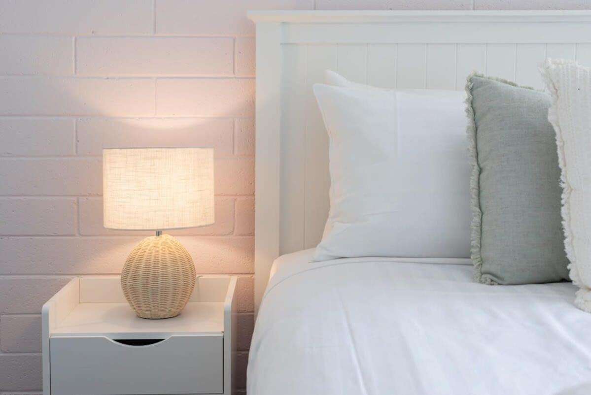 Cosy & Sweet: Near The Wifi & Parking Launceston