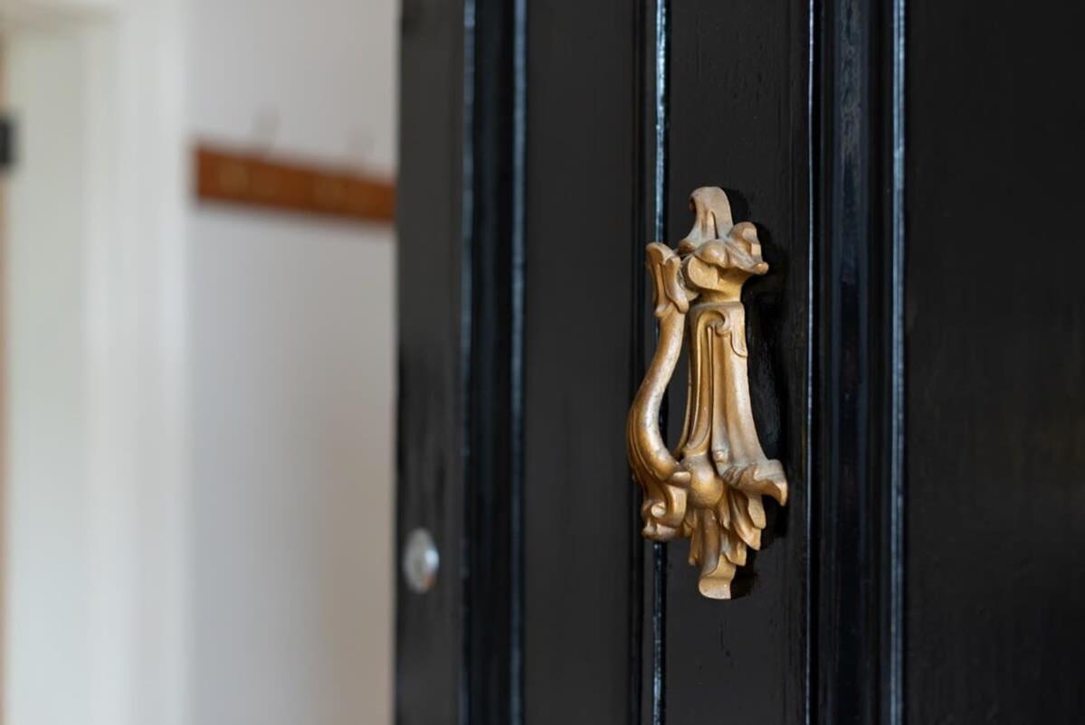 Luxe Heritage On Balfour: A Time Traveller's Delight Launceston