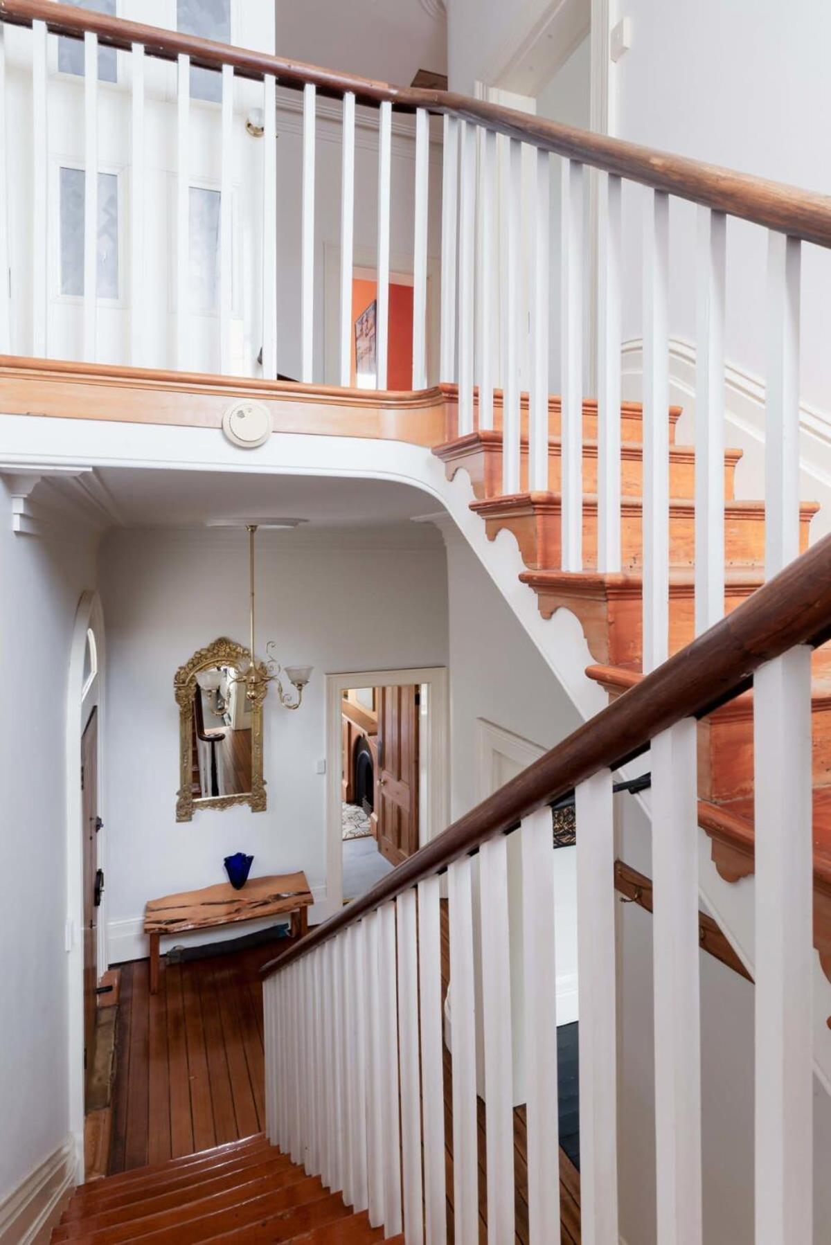 Holiday home Luxe Heritage On Balfour: A Time Traveller's Delight Launceston