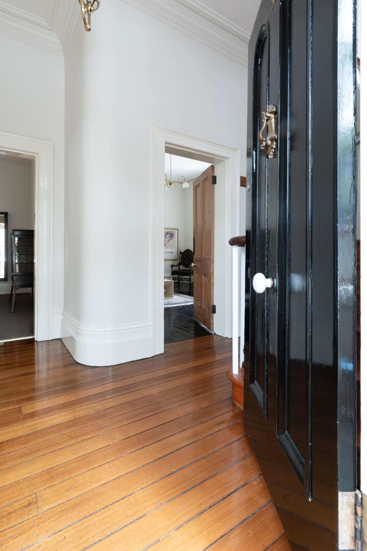 Luxe Heritage On Balfour: A Time Traveller's Delight * Launceston