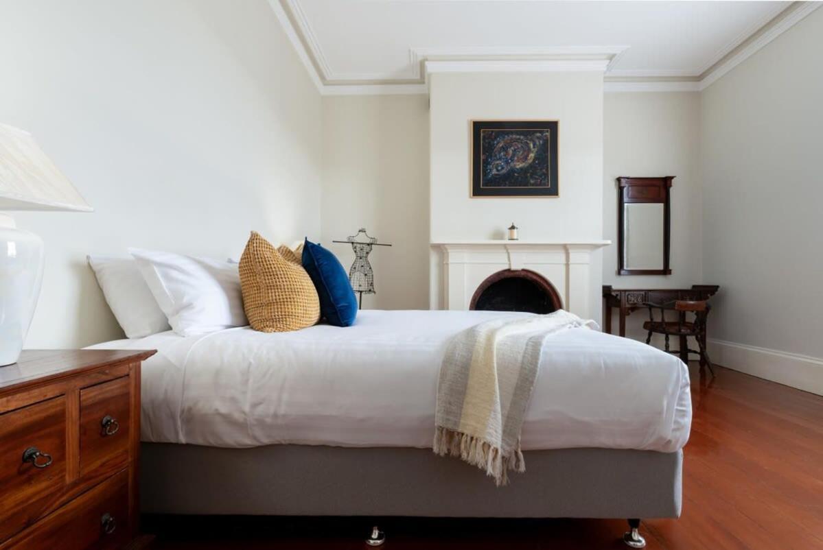 Luxe Heritage On Balfour: A Time Traveller's Delight Holiday home