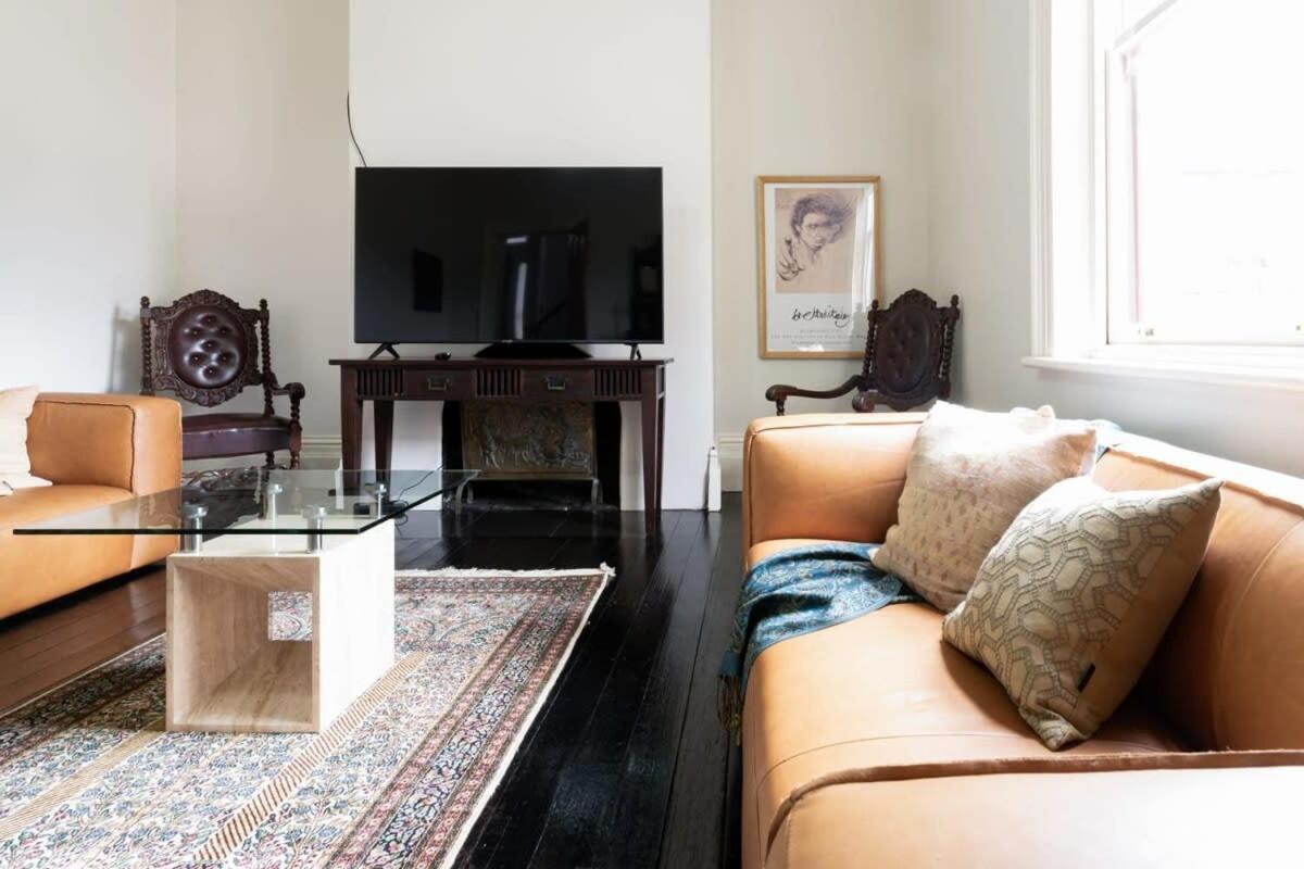 Luxe Heritage On Balfour: A Time Traveller's Delight Launceston