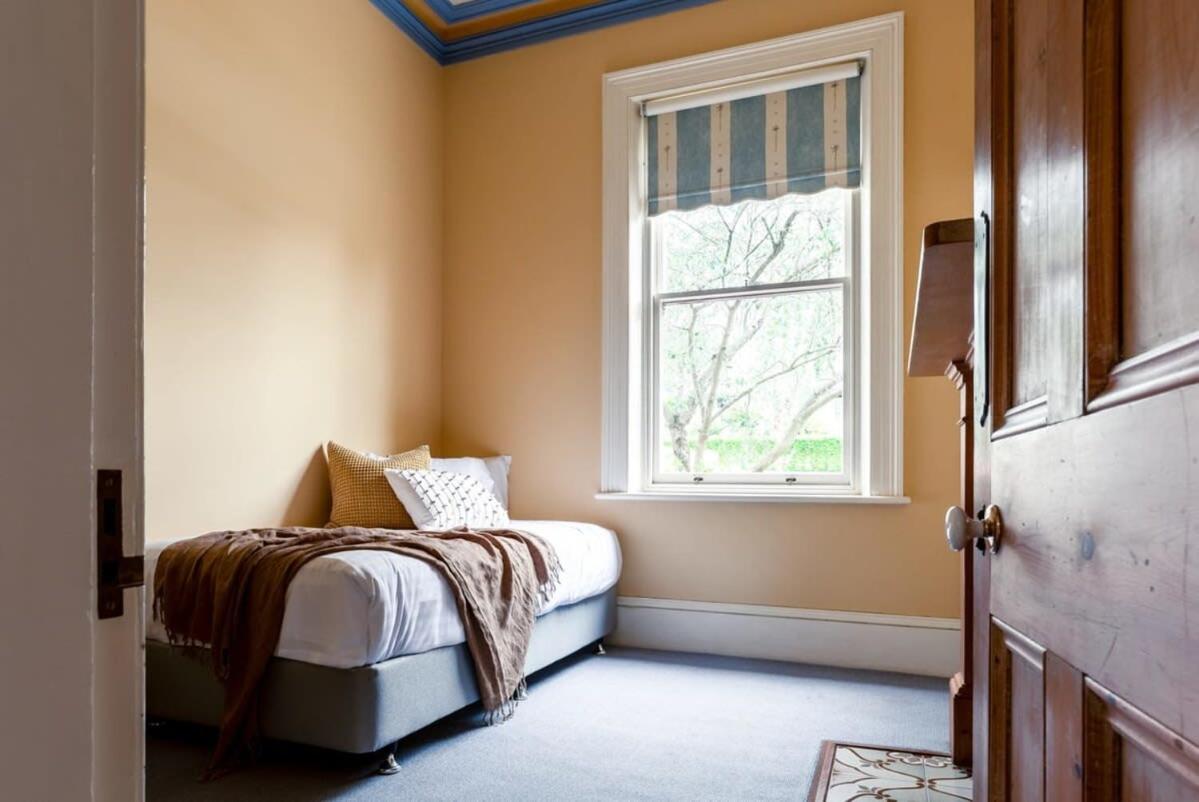 Luxe Heritage On Balfour: A Time Traveller's Delight Holiday home