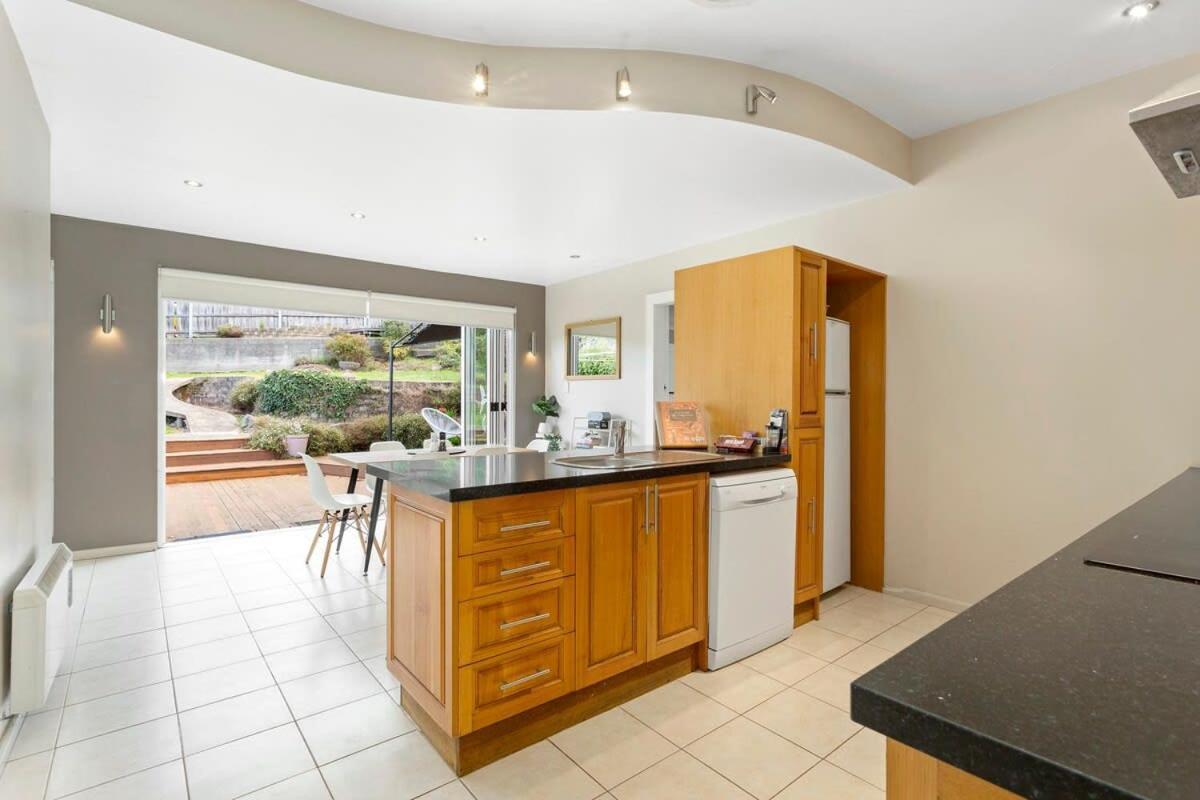 Holiday home Magnolia House: Near The Cataract Gorge & Parking