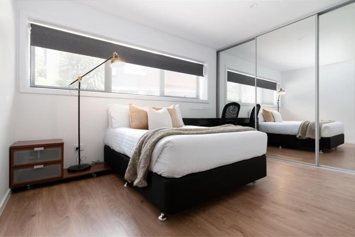 Impressively Spacious Modern & Convenient Holiday home
