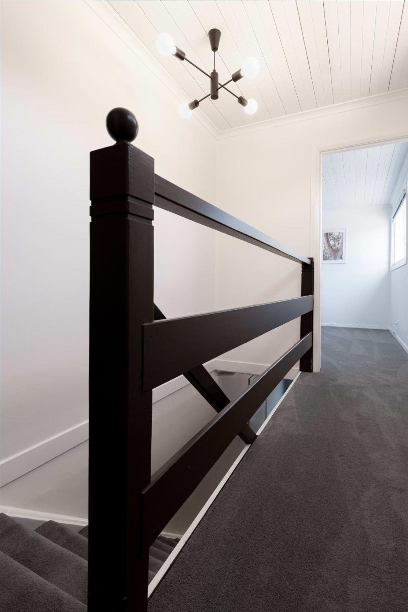 Thrower Cottage: Gateway To The Cataract Gorge * Launceston