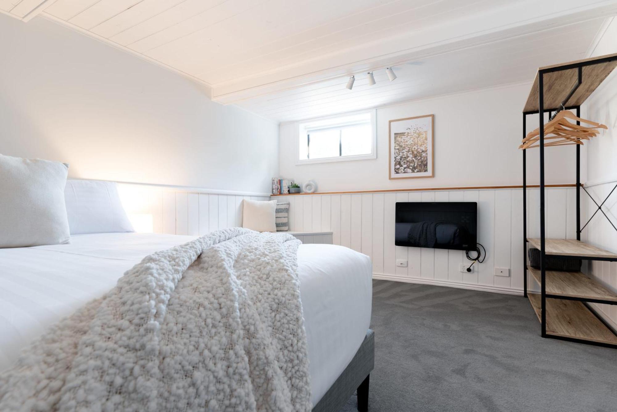 Thrower Cottage: Gateway To The Cataract Gorge Holiday home