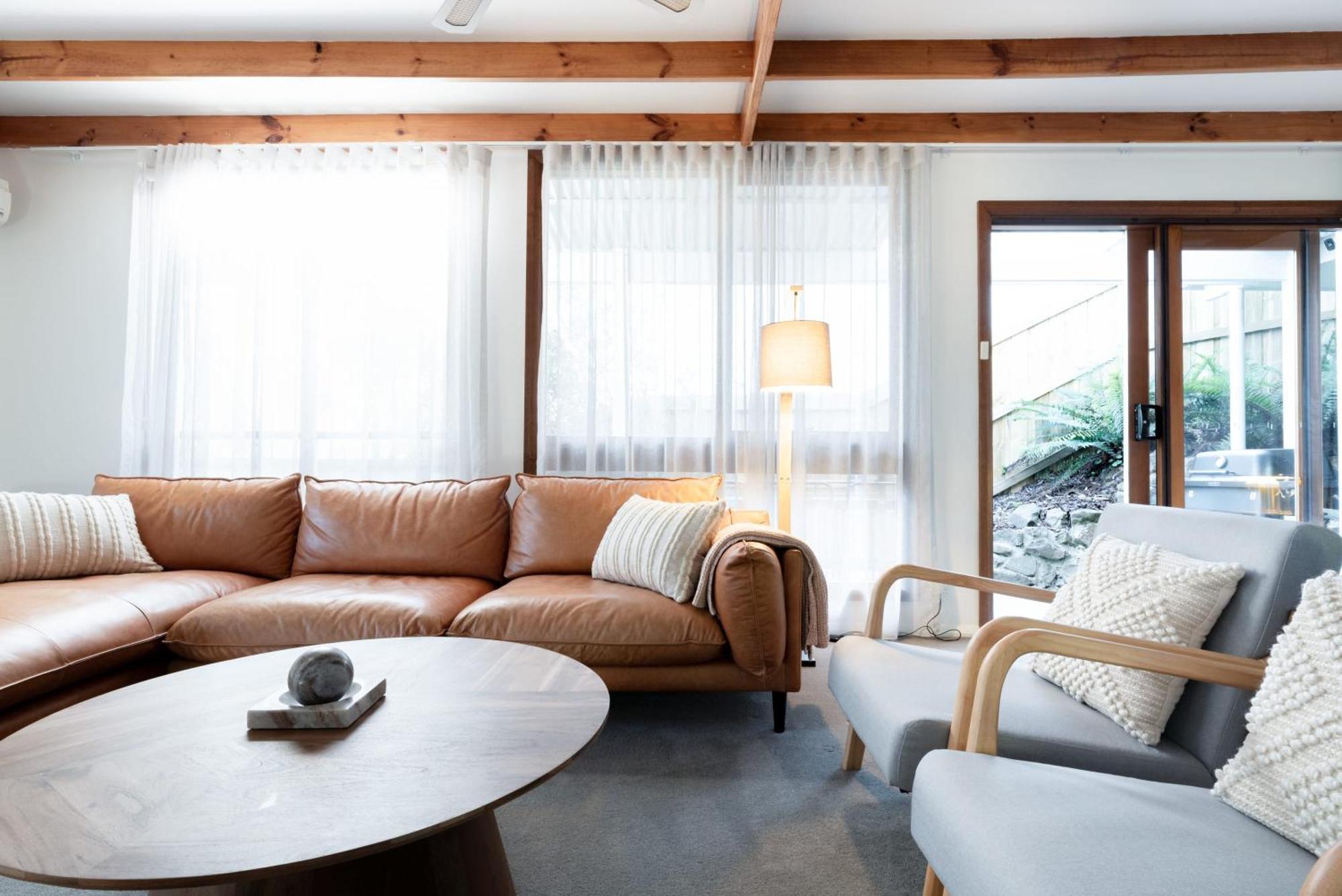 Thrower Cottage: Gateway To The Cataract Gorge Launceston