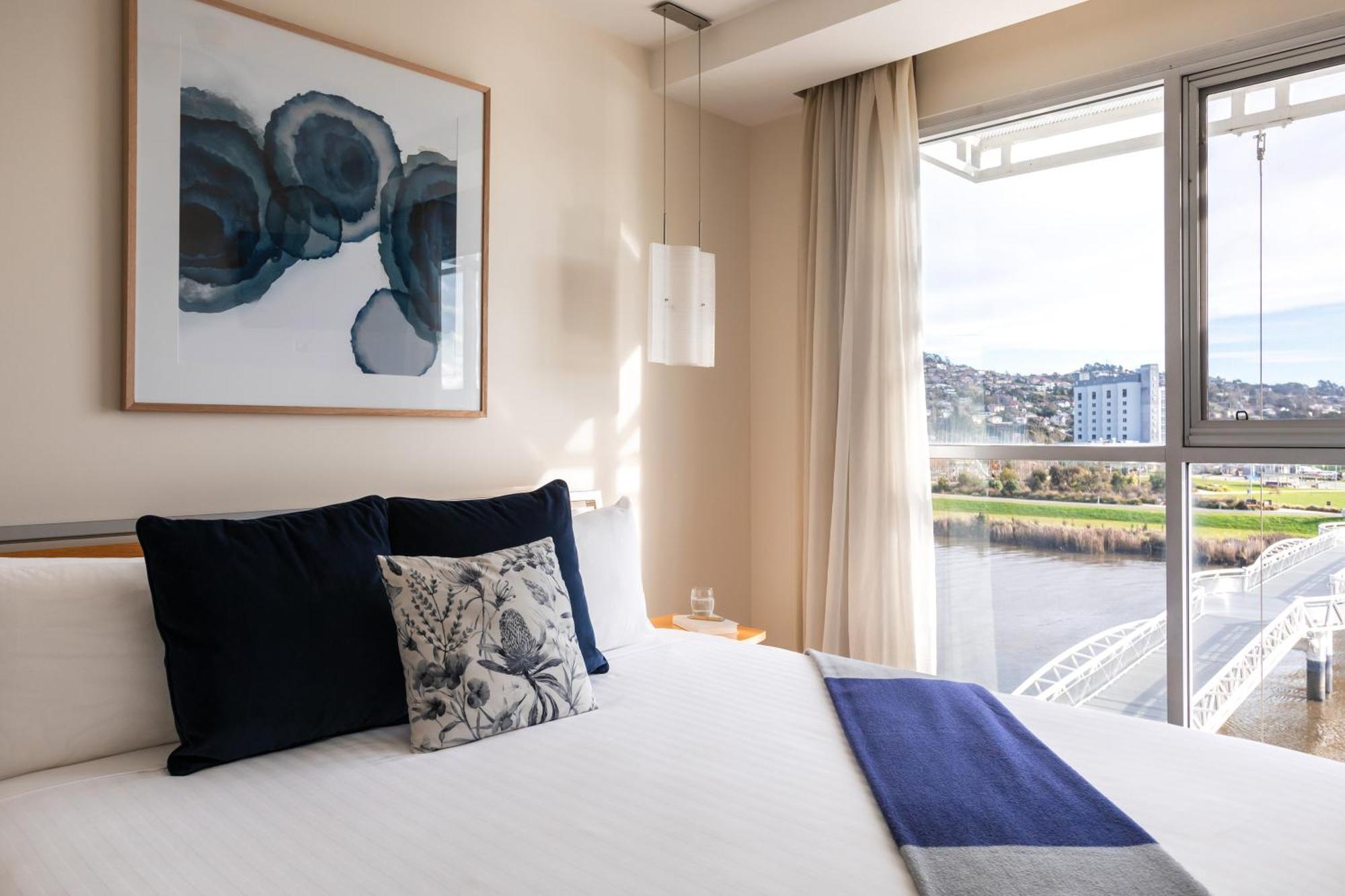 Hotel Peppers Seaport 4*