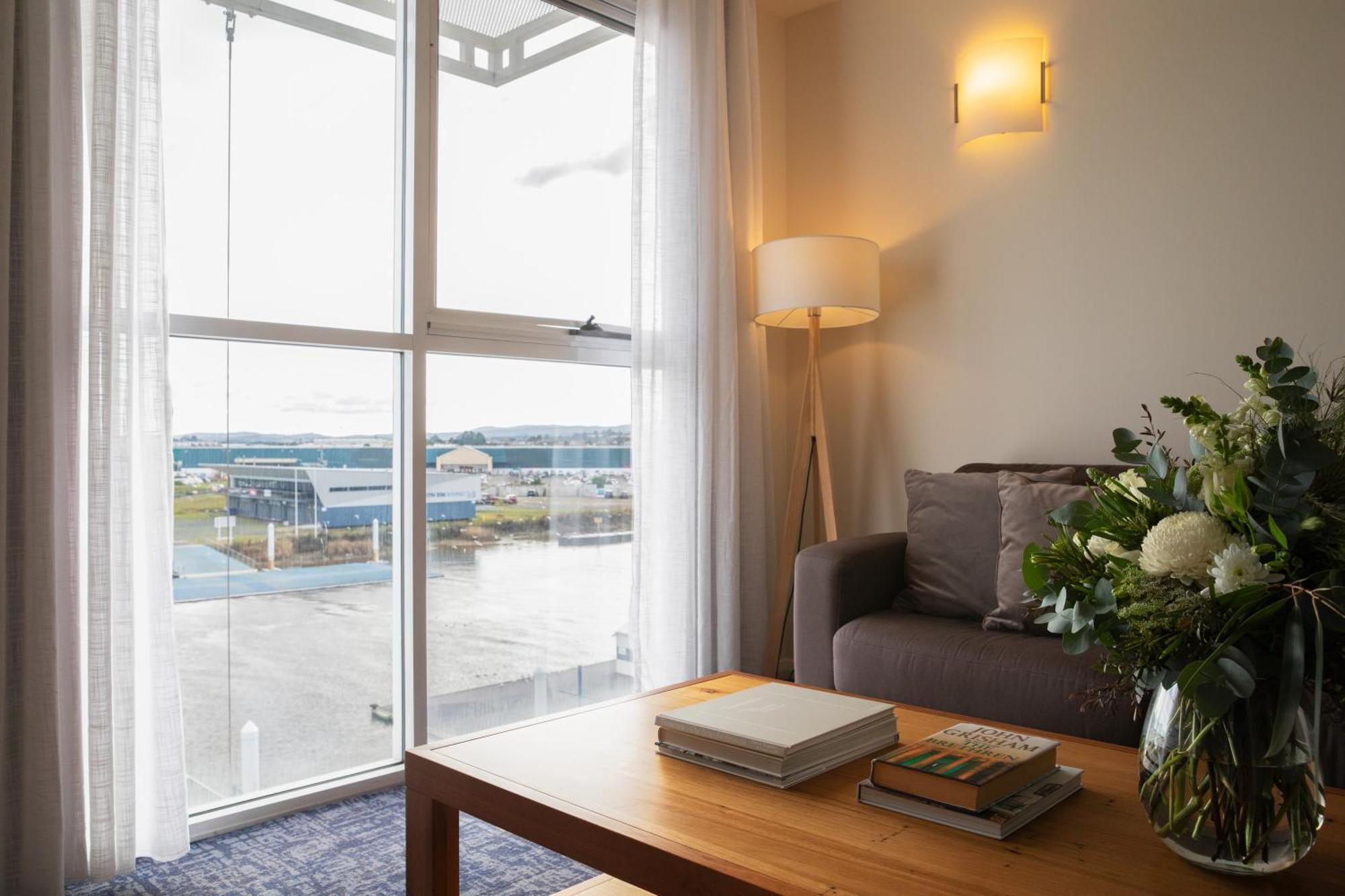 Hotel Peppers Seaport 4*