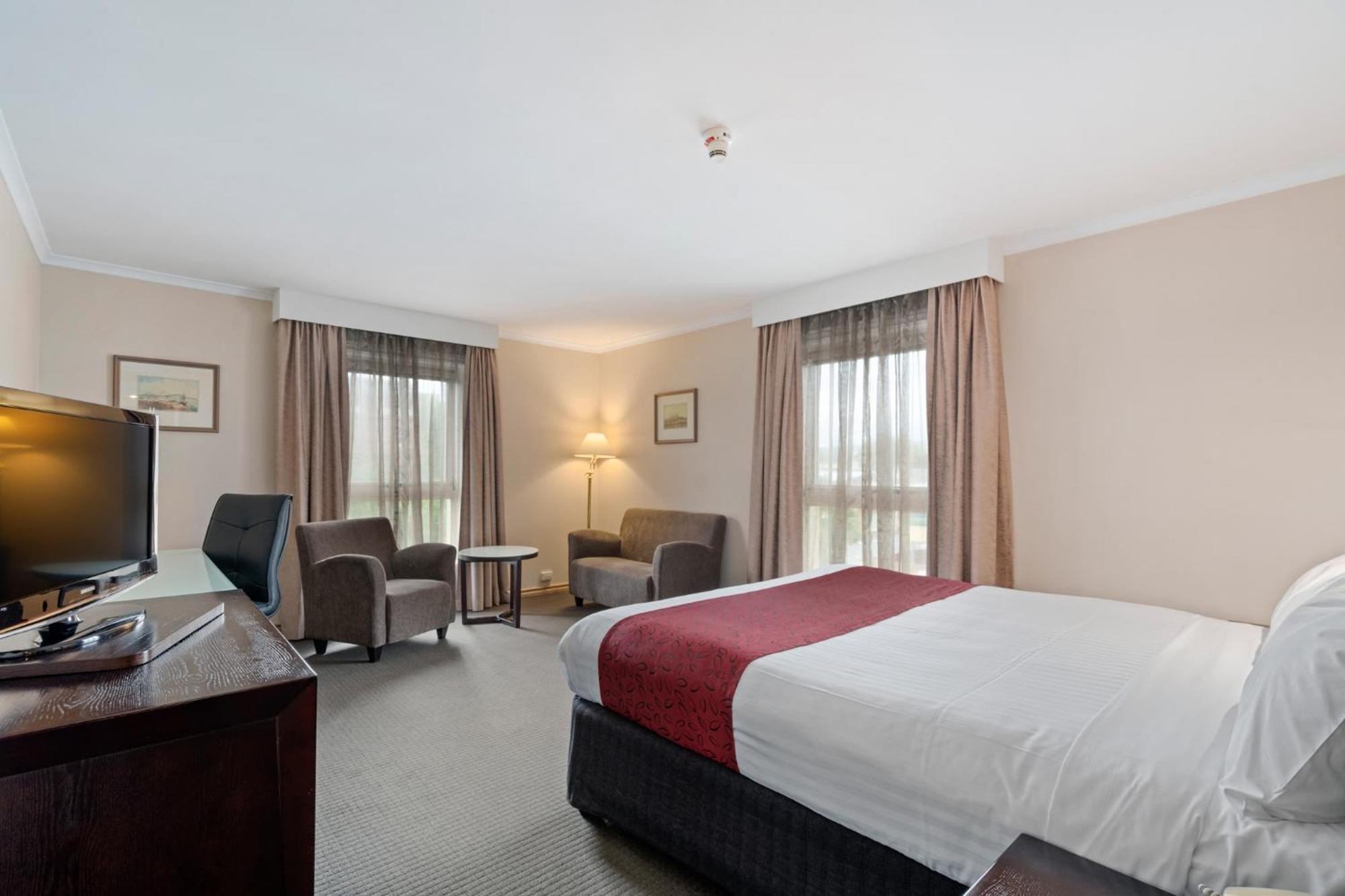 Hotel Grand Chancellor 4*