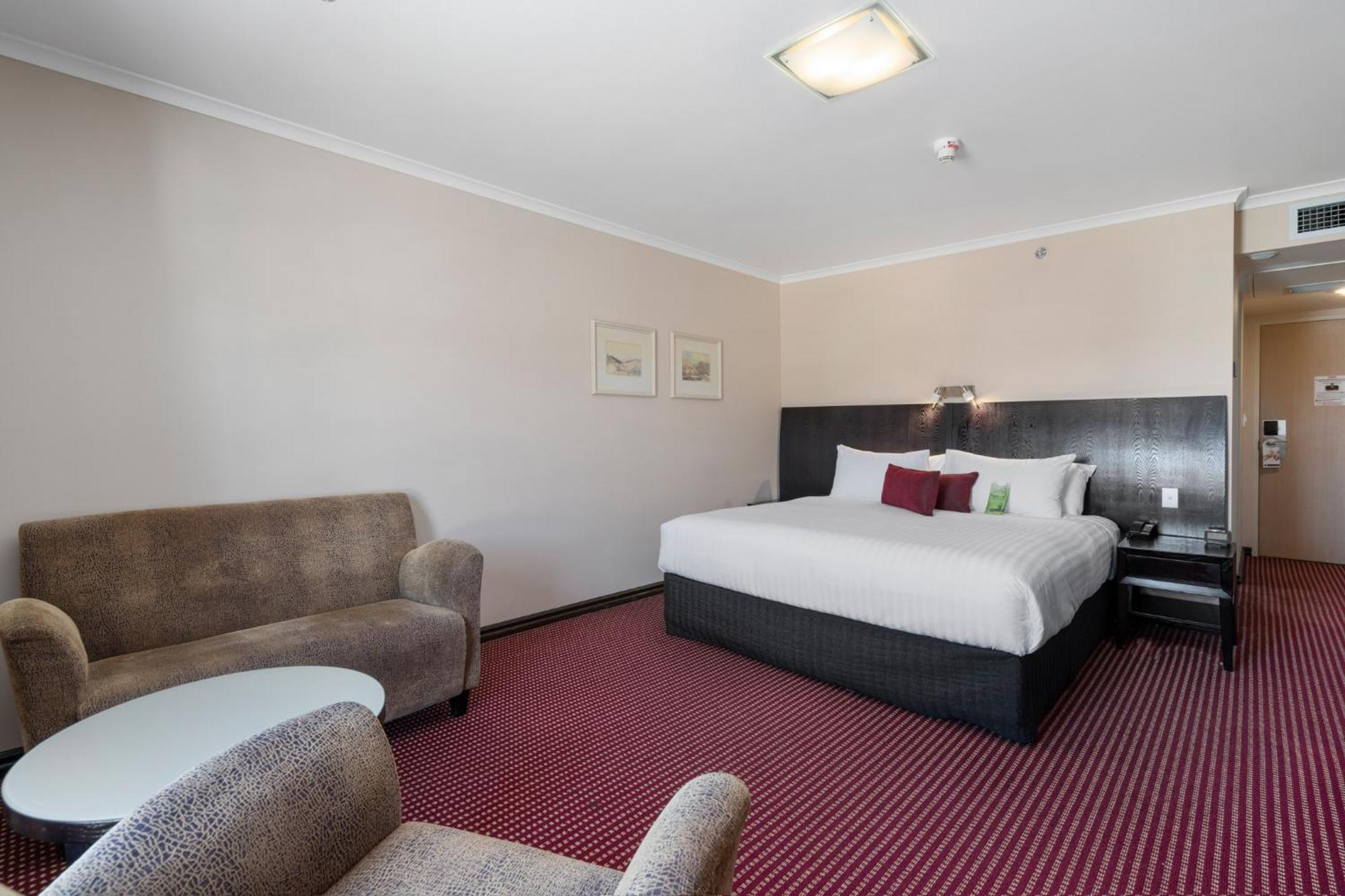 Grand Chancellor Hotel