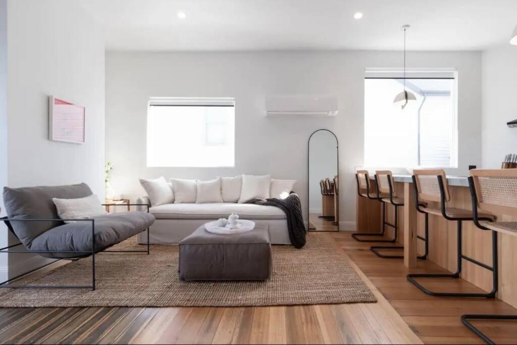 Holiday home Victoria's On High - 3 Bedroom With Views