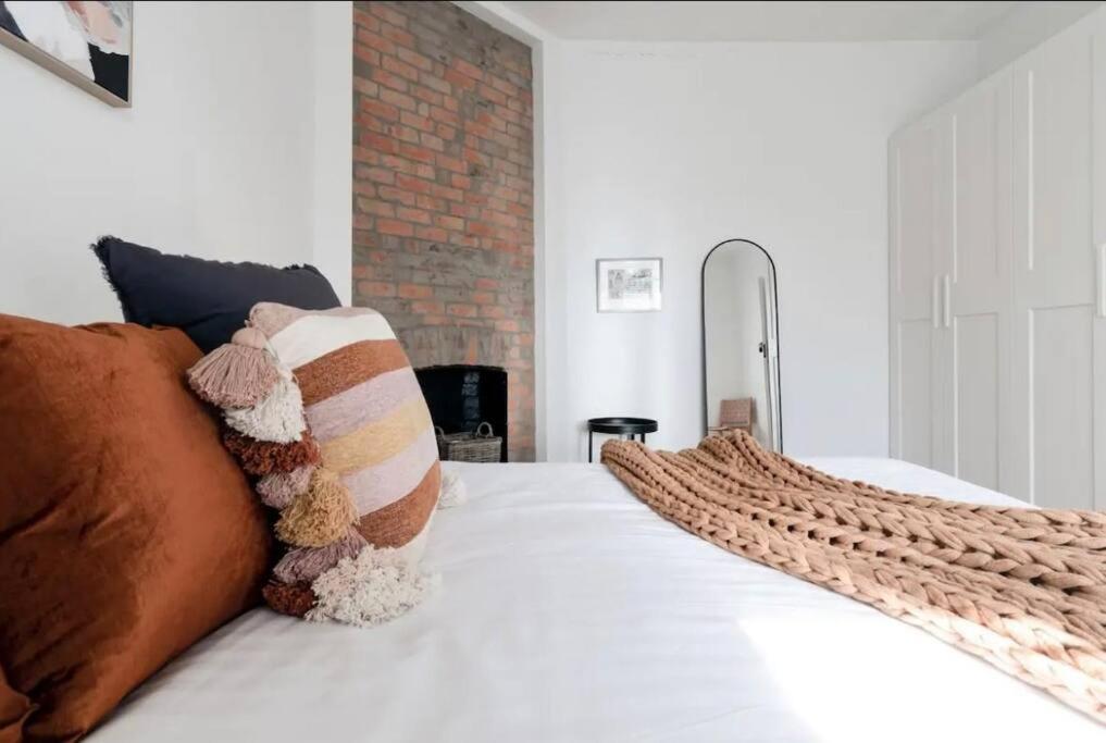 Victoria's On High - 3 Bedroom With Views Holiday home