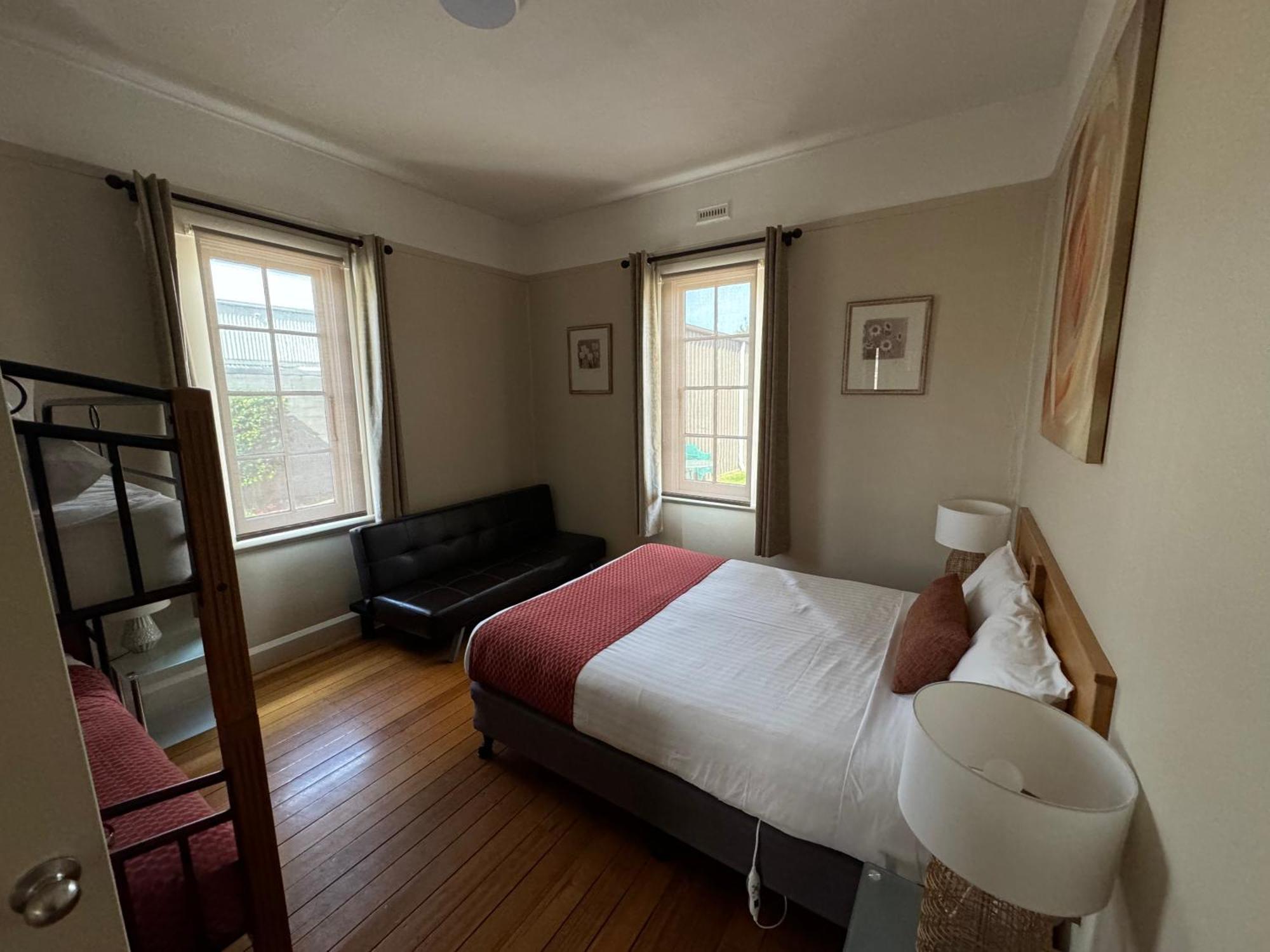 Penfold Cbd Invermay *