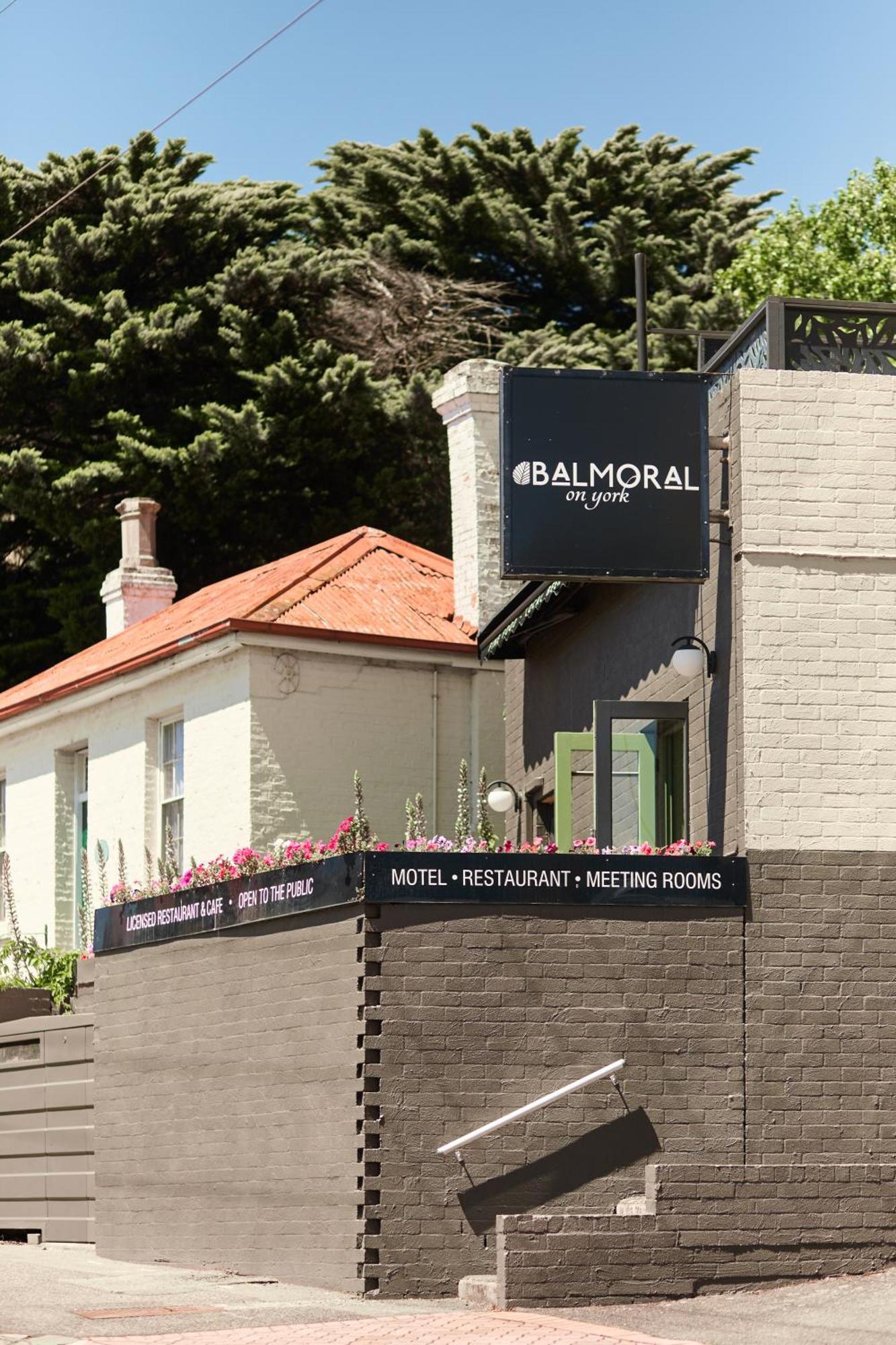 Balmoral On York 4*