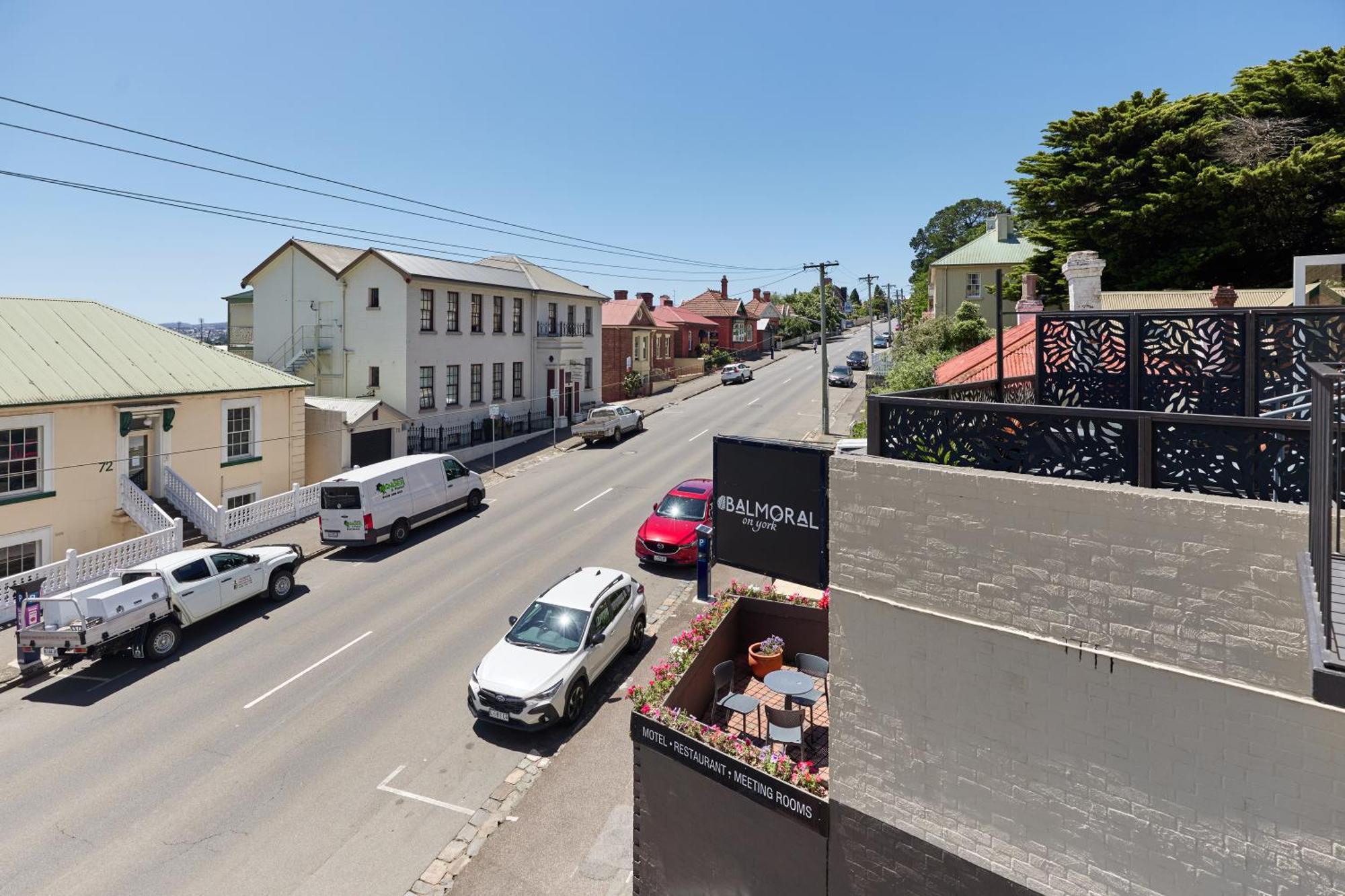 Hotel Balmoral On York Launceston