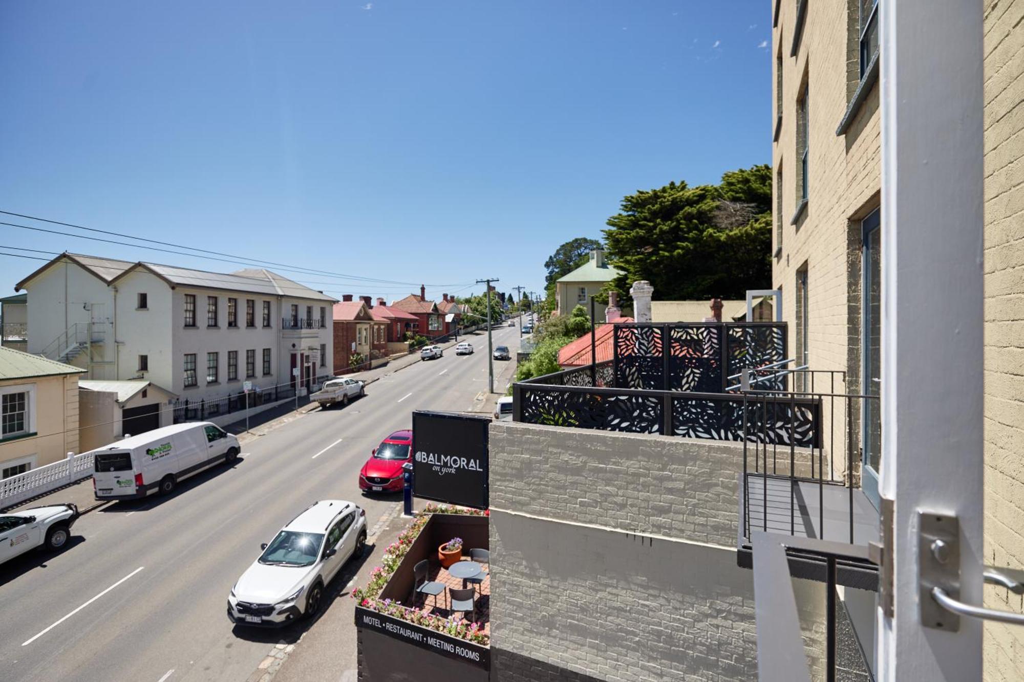 Hotel Balmoral On York Launceston