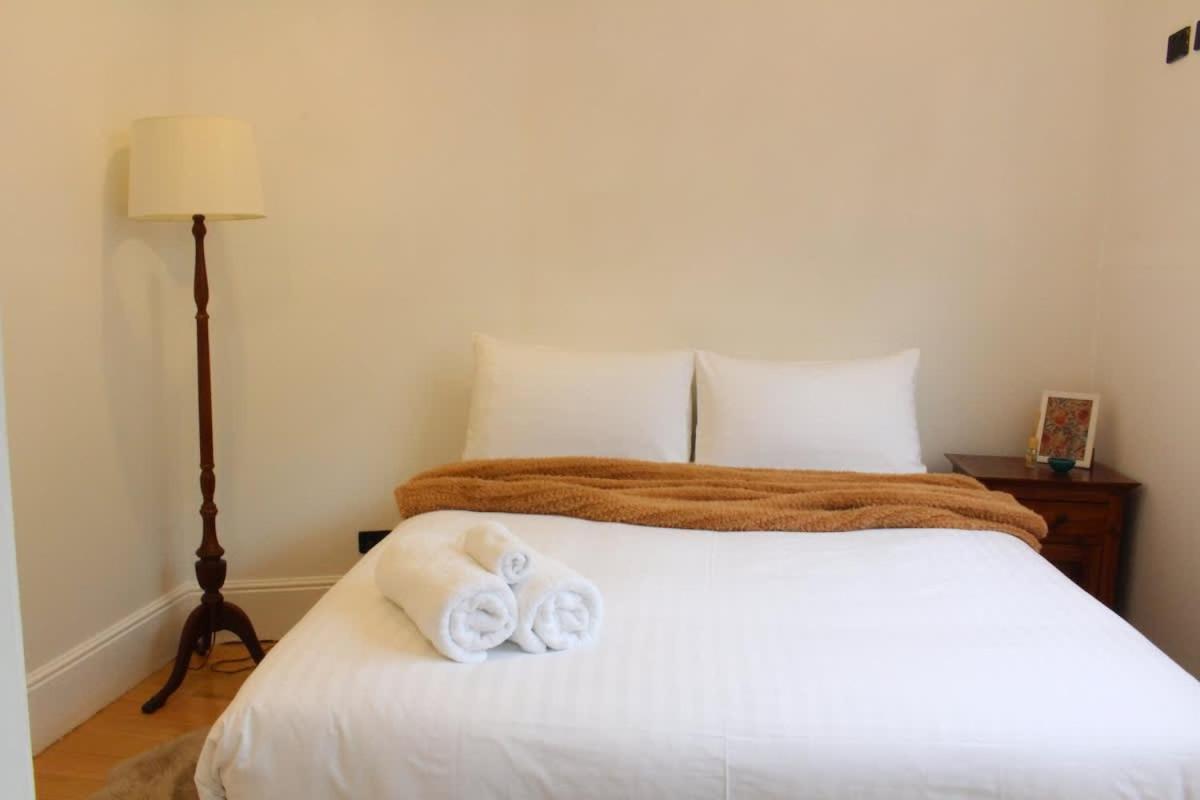 Forest Rd Haven With Tamar River Views Holiday home