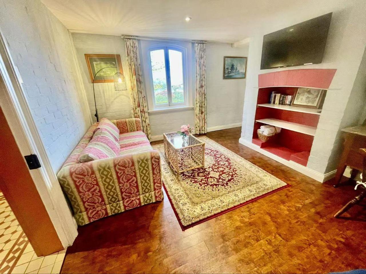 Elsmere Heritage Gardens & Apartment Launceston
