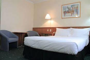 Hotel Sandors On The Park Launceston