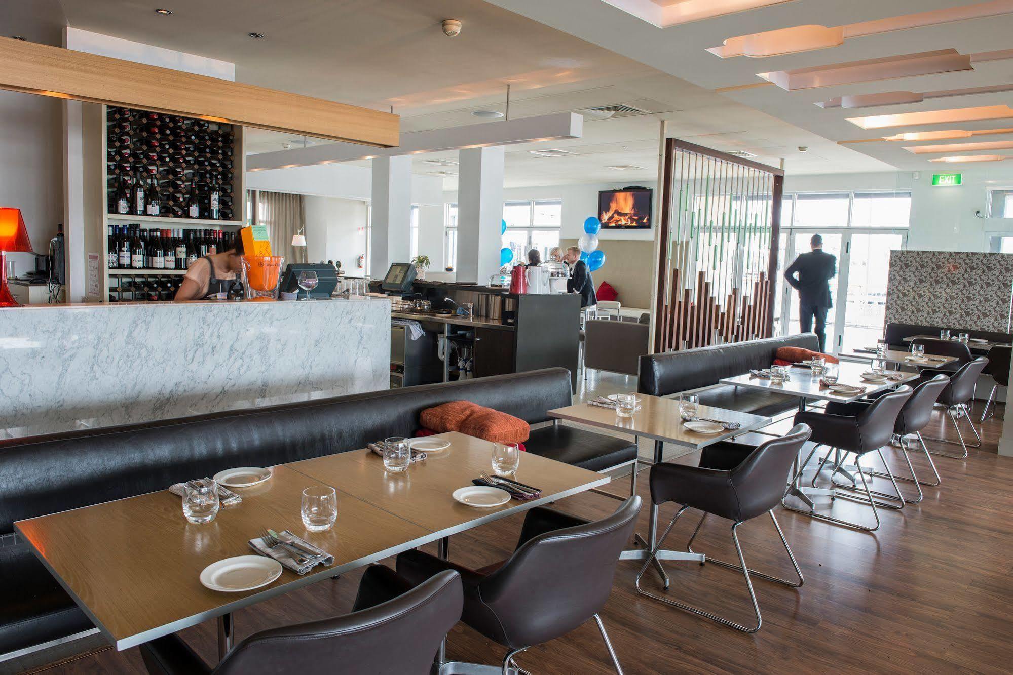 Peppers Seaport 4*