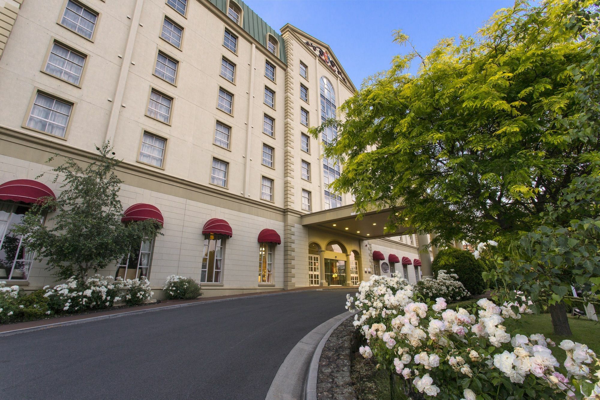 Grand Chancellor Hotel