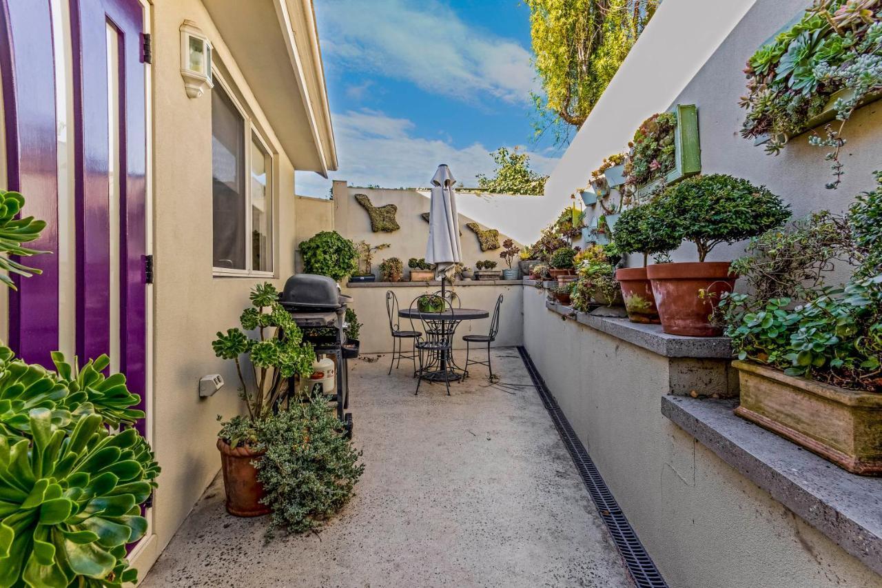 Apartment Topiary Haven *