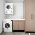 Central Modern 2 Bedroom With Wifi