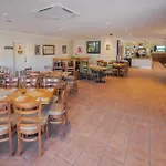 Country Club Villas