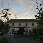 Okeefes Hotel Backpackers