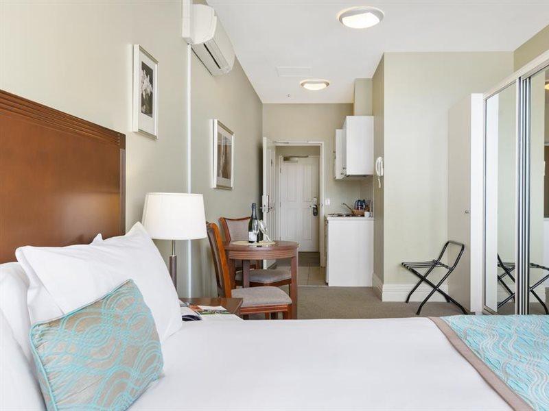 Official Aparthotel