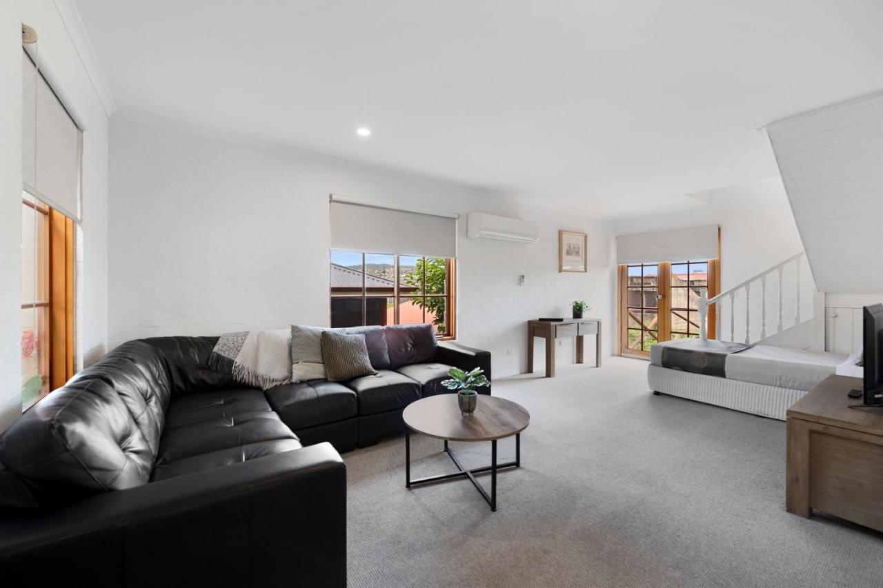 Hotel Hideaway On George 4*