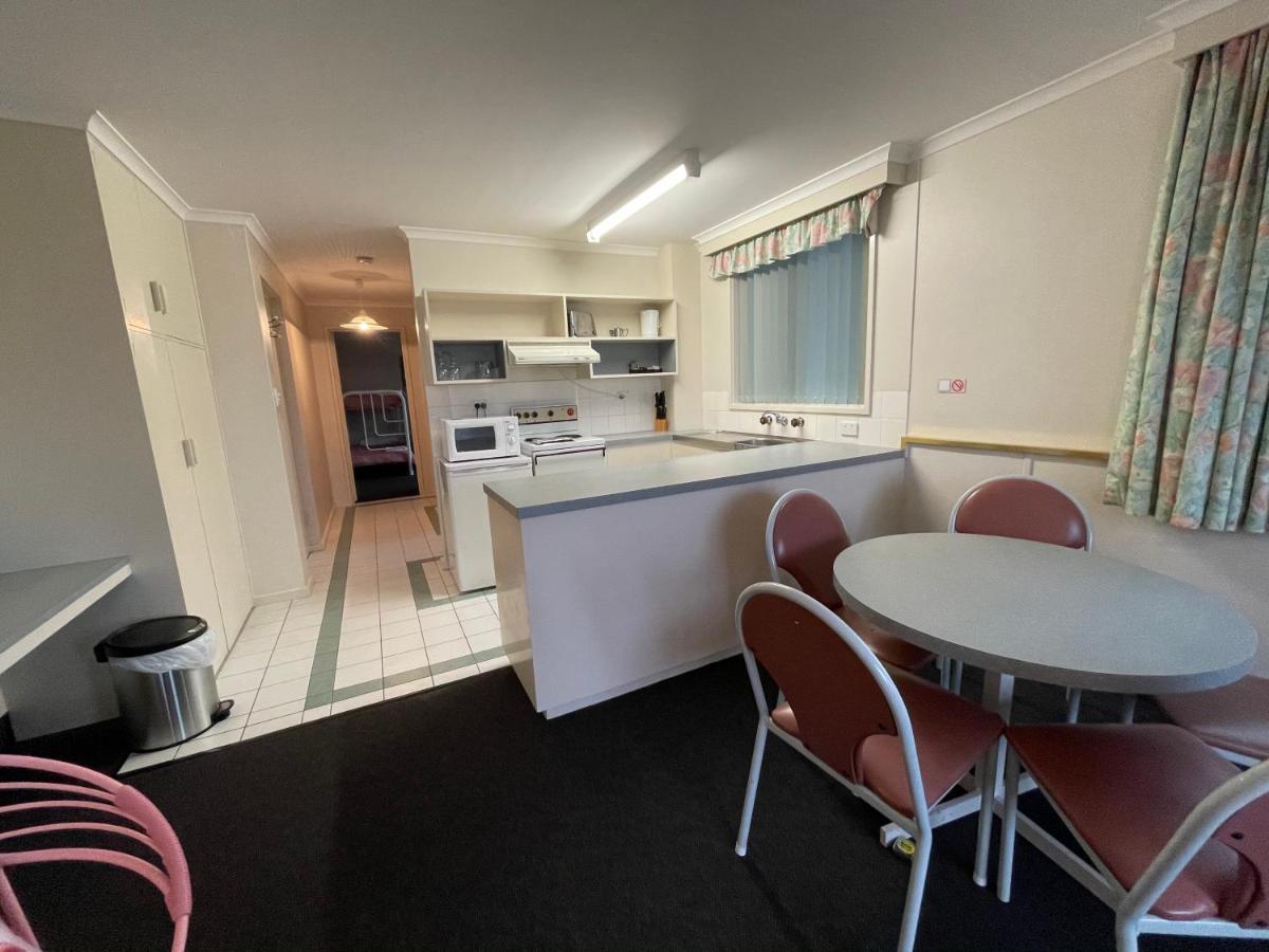Parklane 3*