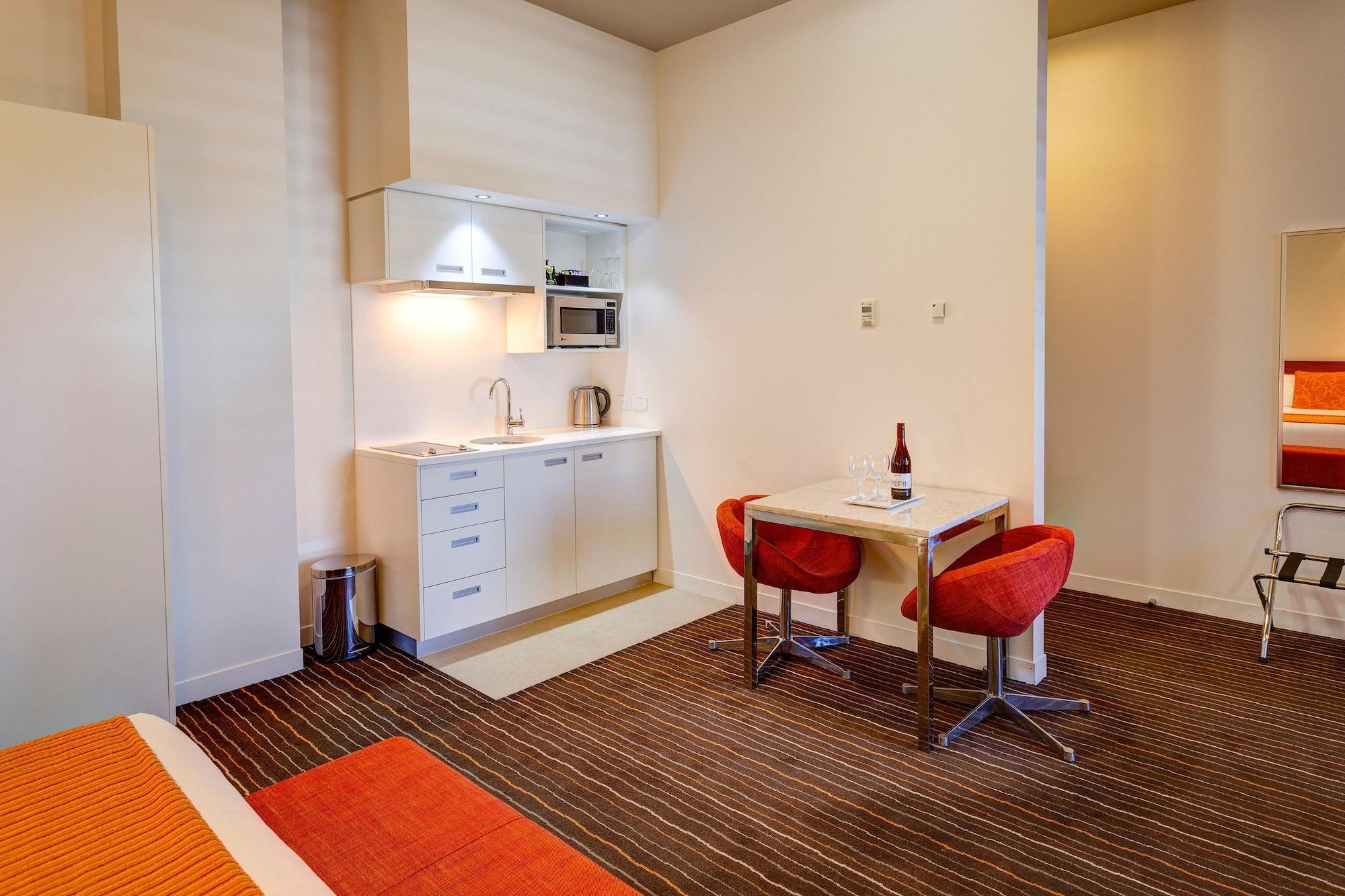 Hotel Mantra Charles Launceston