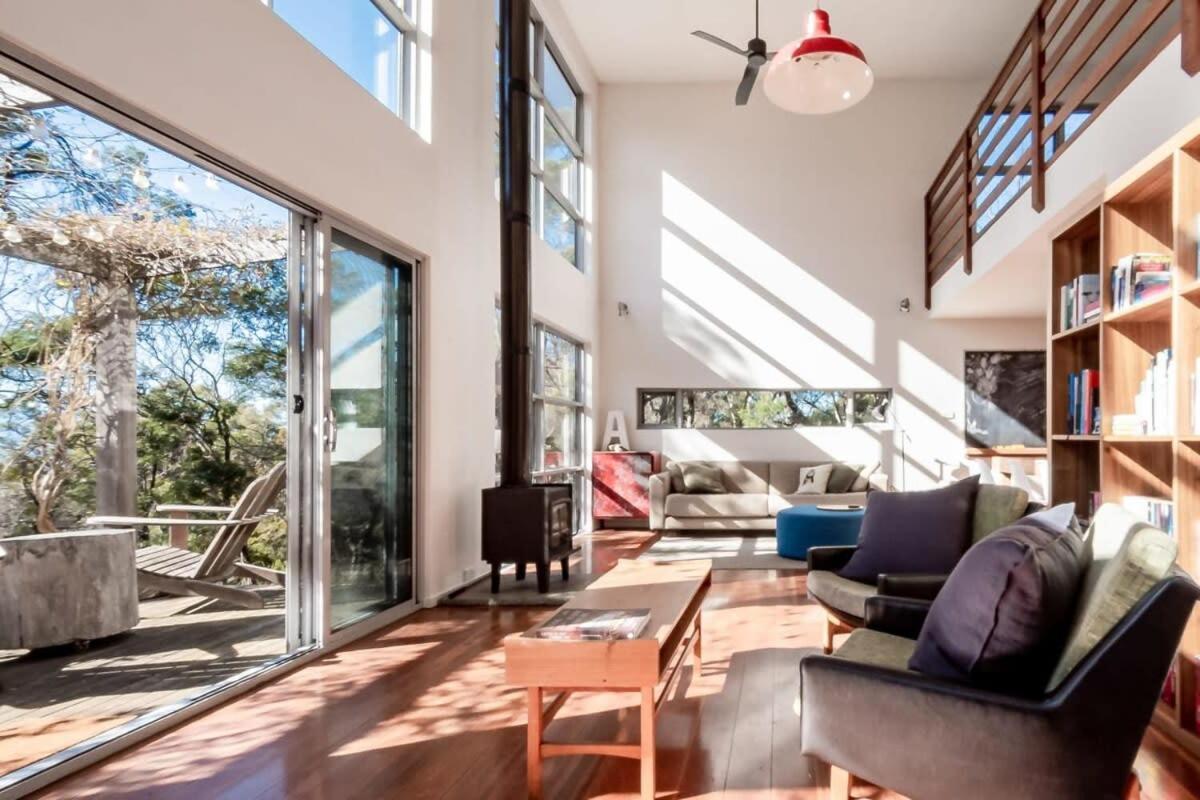 Mr Wooden Box Bush Retreat 5 Minutes From The Cbd Holiday home Launceston