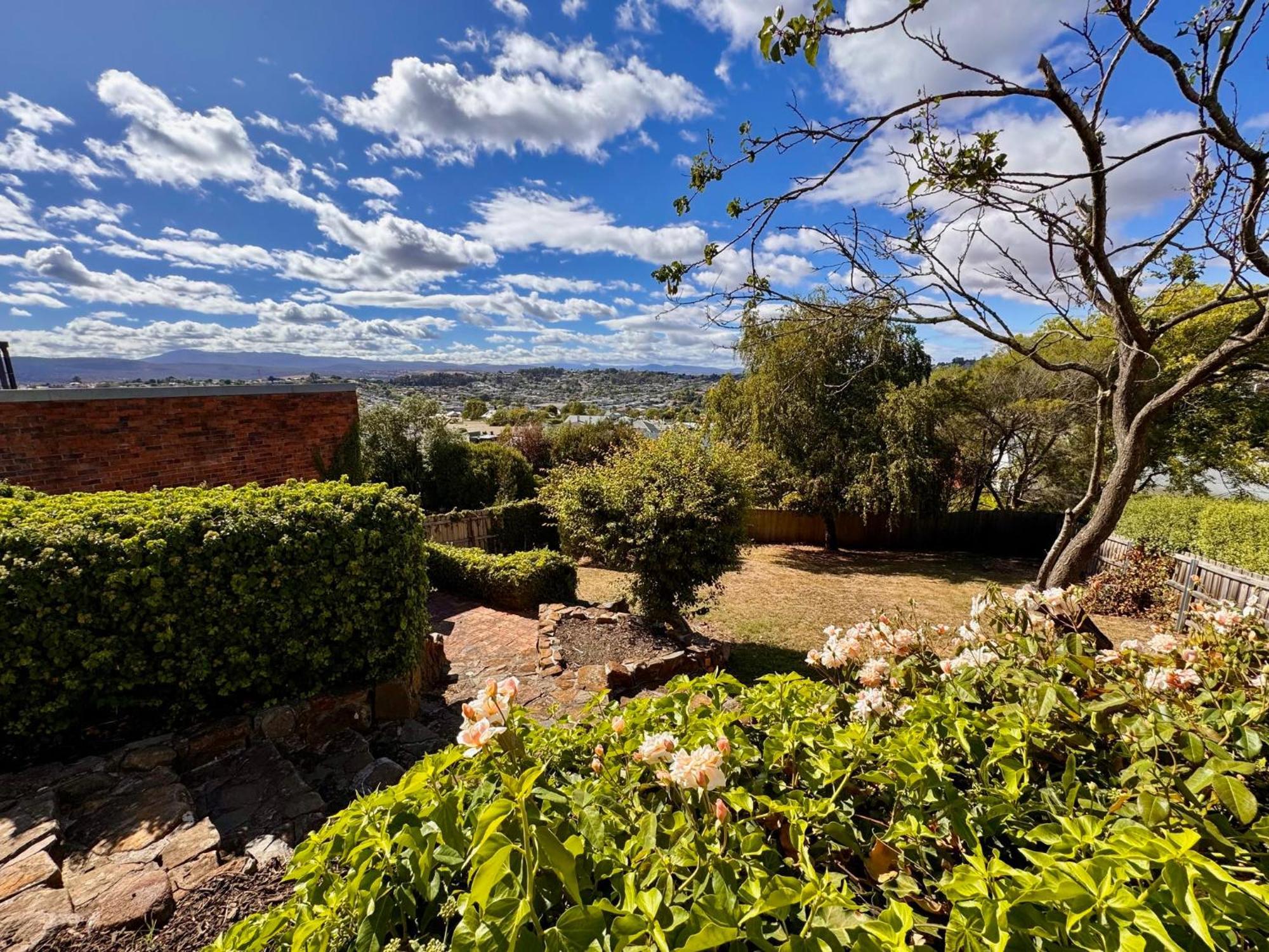Renovated Near Cataract Gorge *