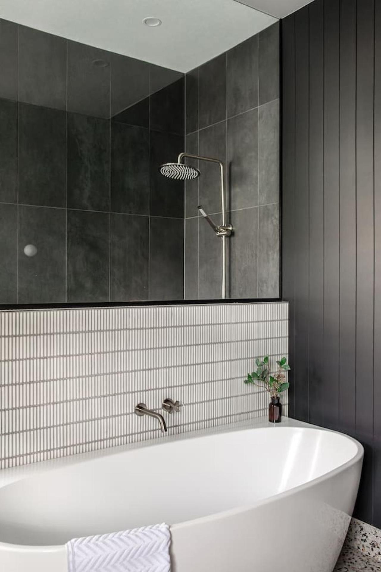 Holiday home Mulgrave Street Cottage- Renovated Comfort *