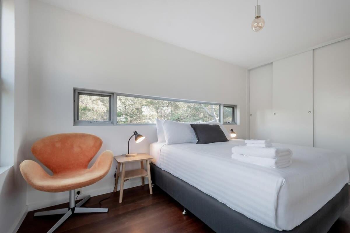 Mr Wooden Box Bush Retreat 5 Minutes From The Cbd Holiday home *