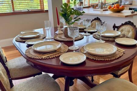 Renovated Near Cataract Gorge Holiday home Launceston