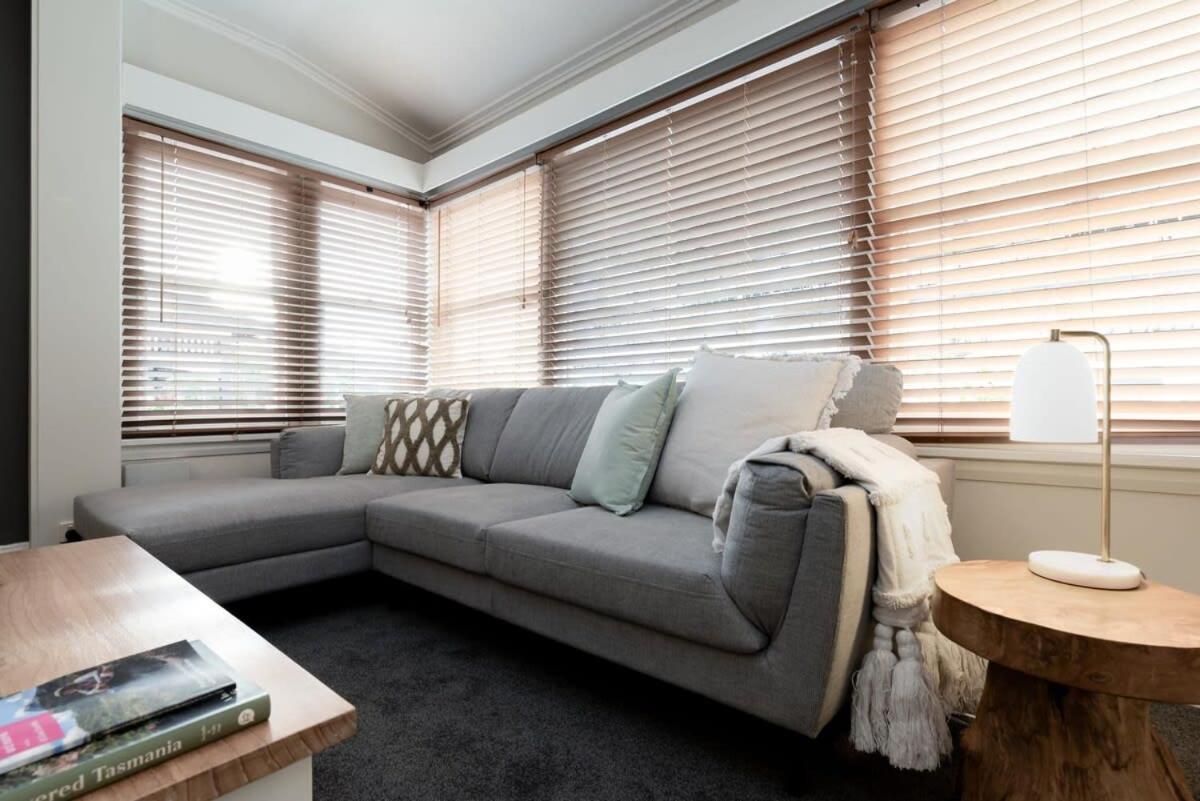 Classic Cottage: Near Cbd Hospital & Parking Holiday home Launceston