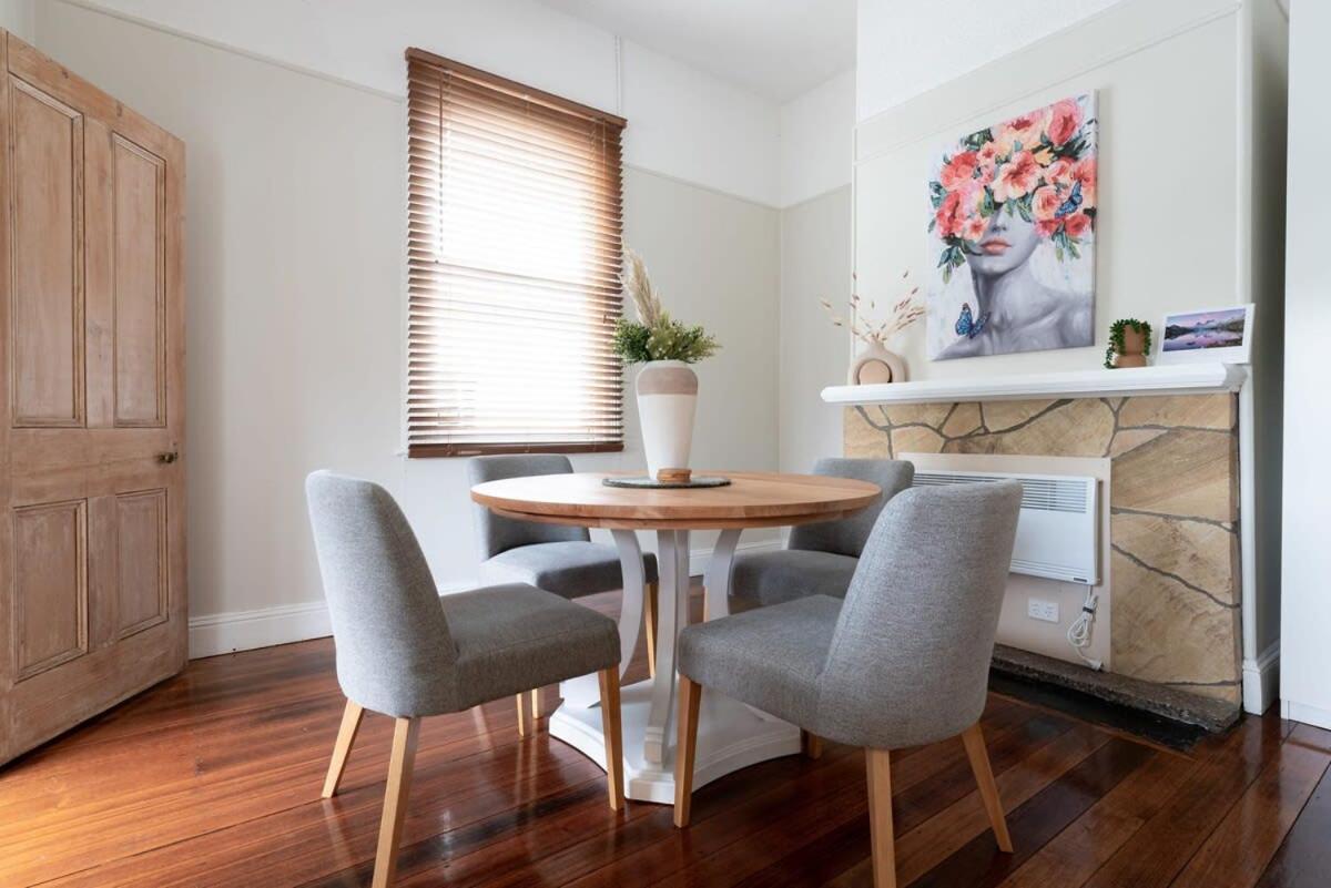 Classic Cottage: Near Cbd Hospital & Parking Holiday home