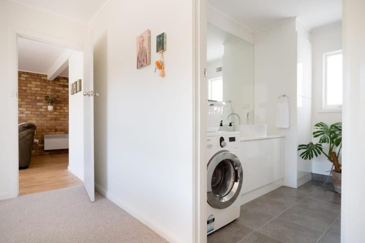 Apartment Comfort: Near Hospital & With Parking